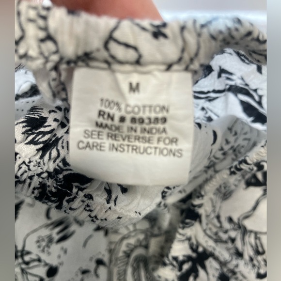 Women’s Tiered Skirt, Medium, Black/White, Floral - Picture 2 of 3